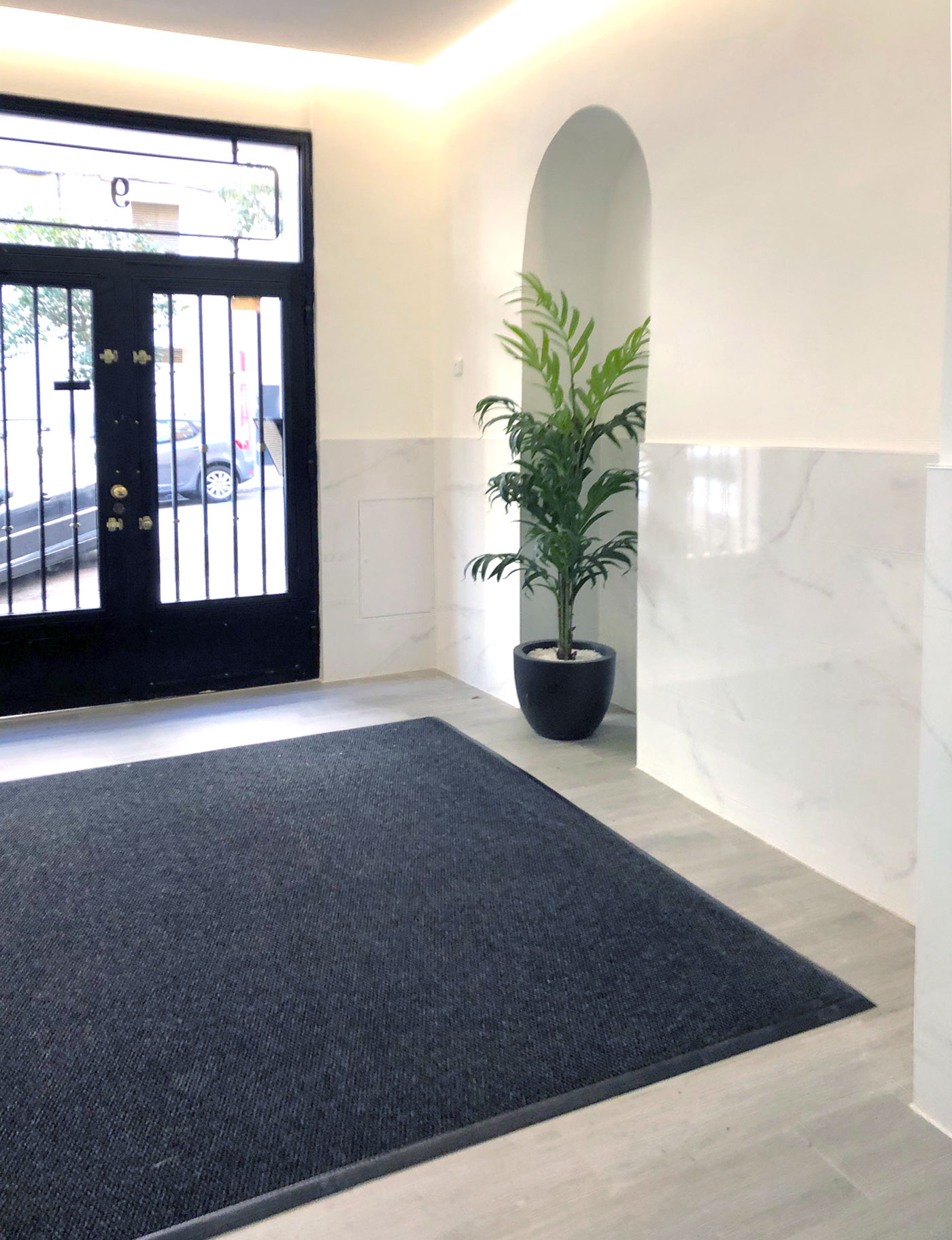 Capacho Master TRX com logótipo inserido e bordo de borracha
